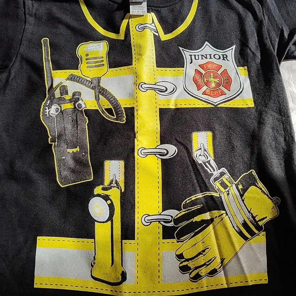 Toddler Fireman Costume Printed T Shirt Short Sleeved Size XS Halloween 4T